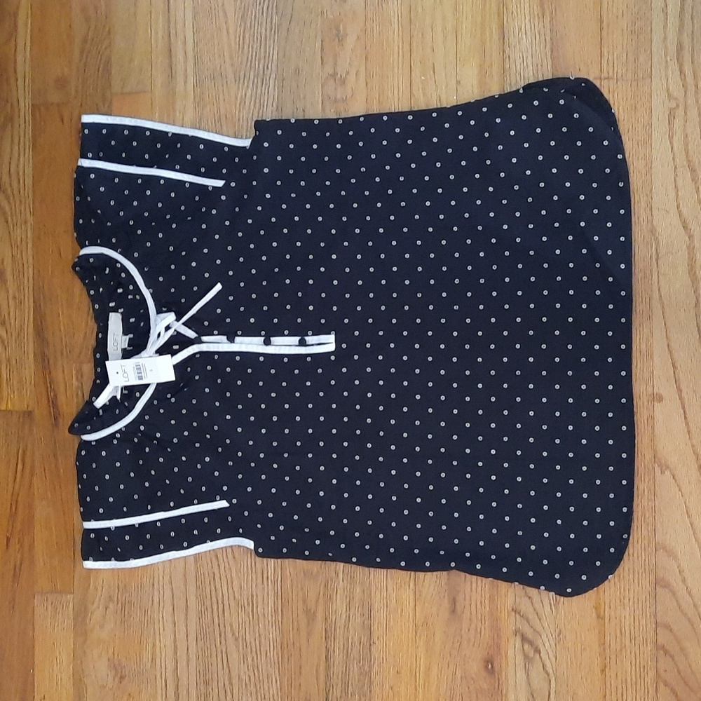 NWT LOFT clip dot tie neck button front ruffle sleeve top small